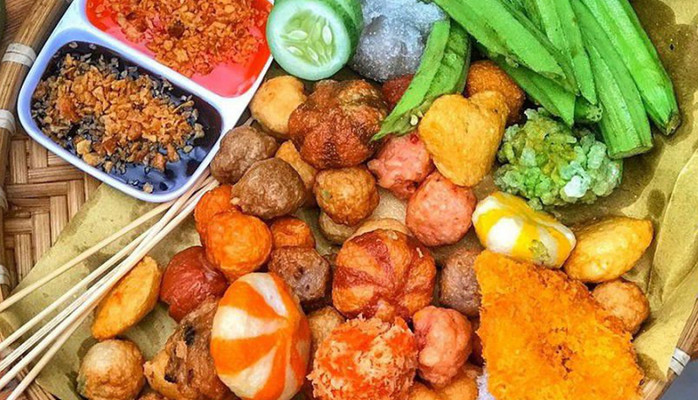 Ăn Vặt Trang - Cá Viên Chiên, Bánh Tráng Trộn & Sữa Hạt - Tân Phú