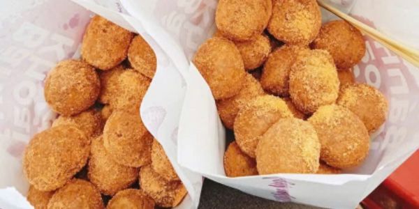Bánh Khoai Mỡ Út Hòa - Nguyễn Thái Học