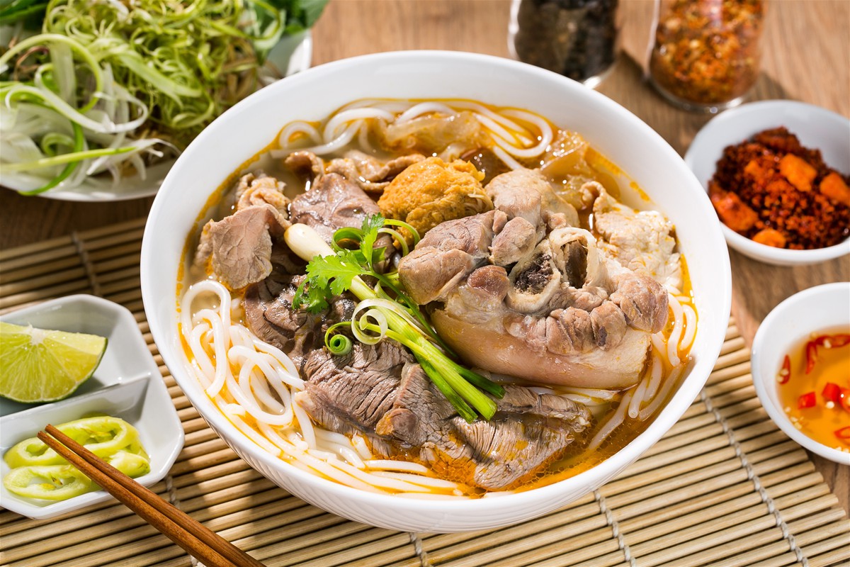 Bún Bò Huế - Cố Đô Thảo Điền
