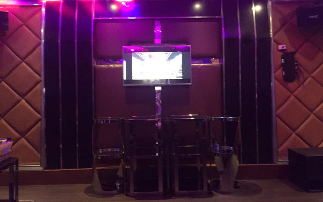 Chân Tình Karaoke