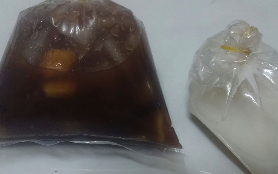 Chè Lạnh & Kem Chuối - Thủ Khoa Huân