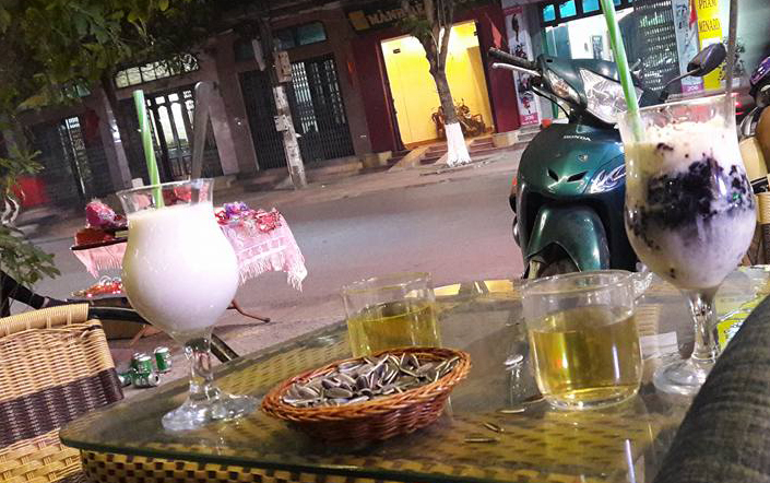 Coffee Beer Club - Quán Sứ