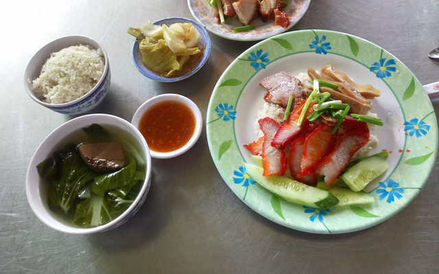 Cơm Gà Dân Ký - Thuận Kiều