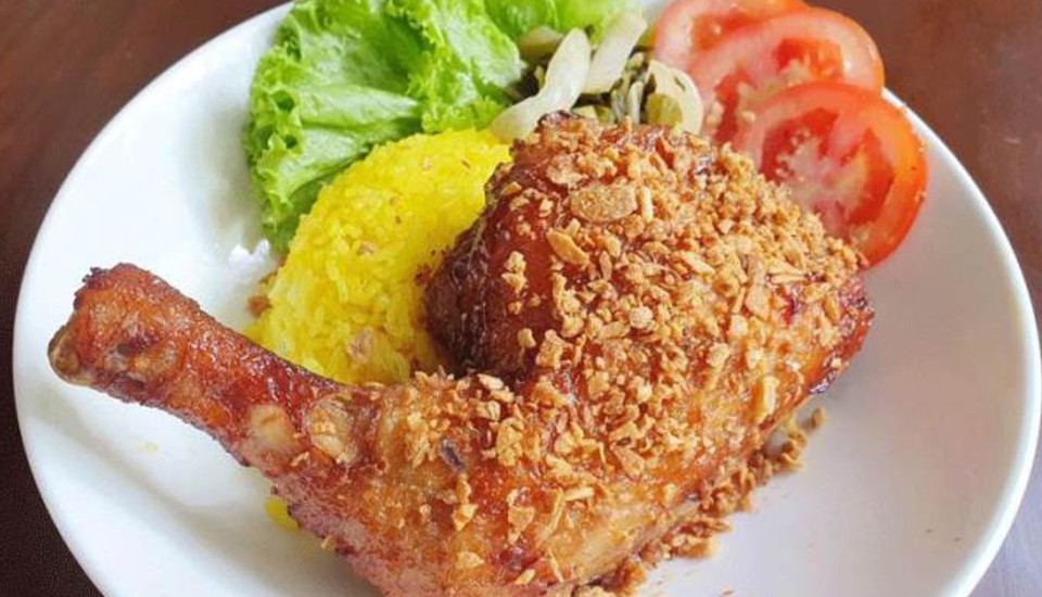 Cơm Gà Ngũ Thực HN - Cơm Gà Xối Mỡ - Bến Vân Đồn