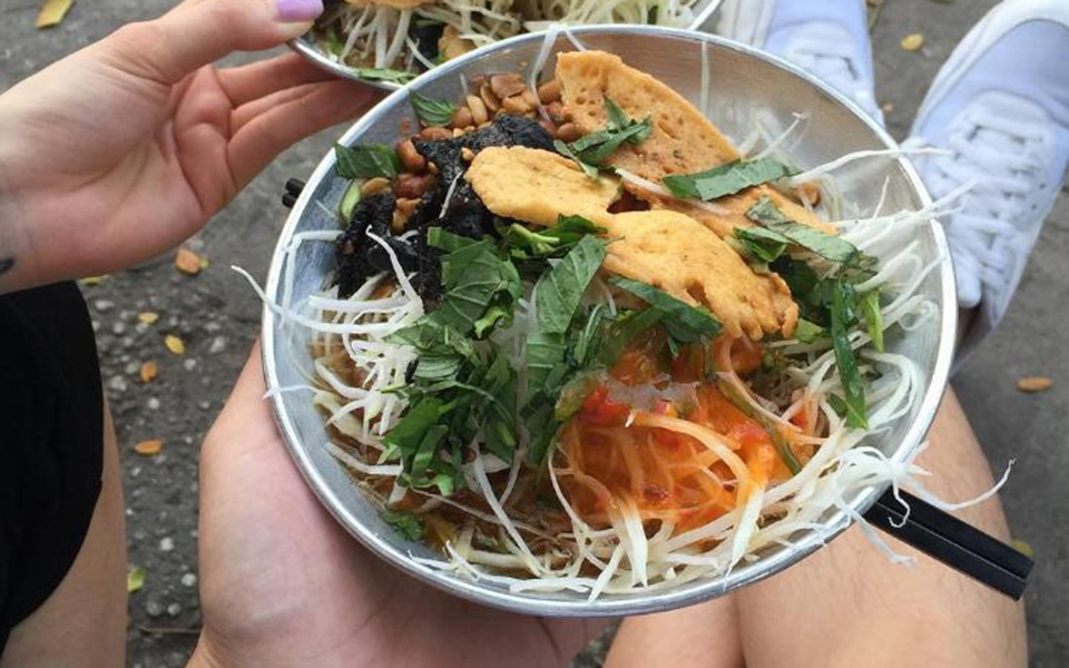 Gỏi Khô Bò - Công Viên Lê Văn Tám