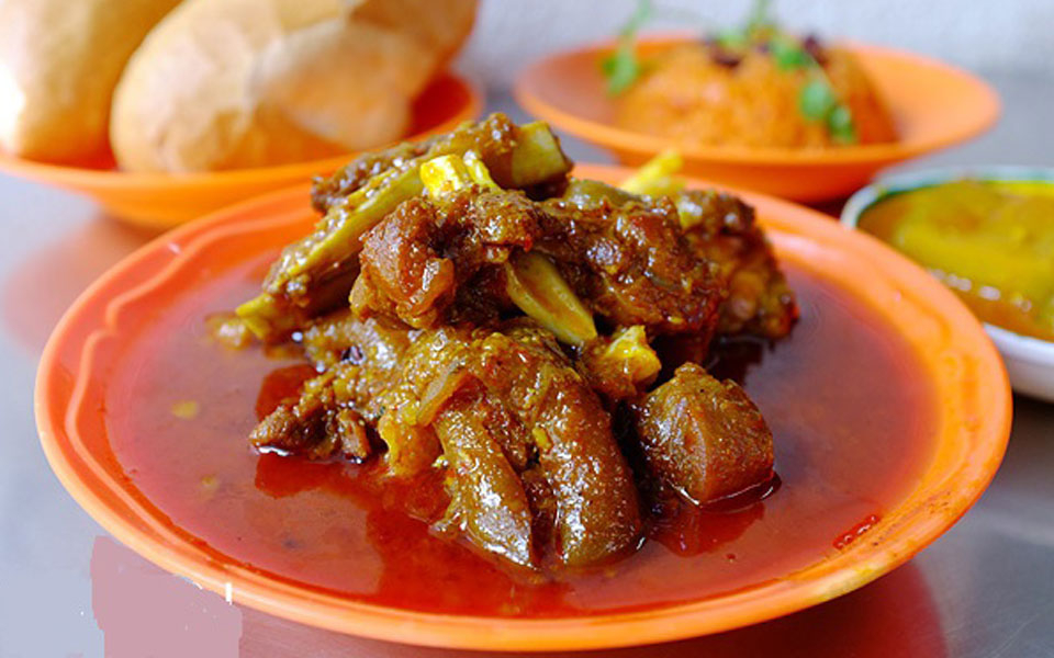 Lương Lùn Quán - Cà Ri