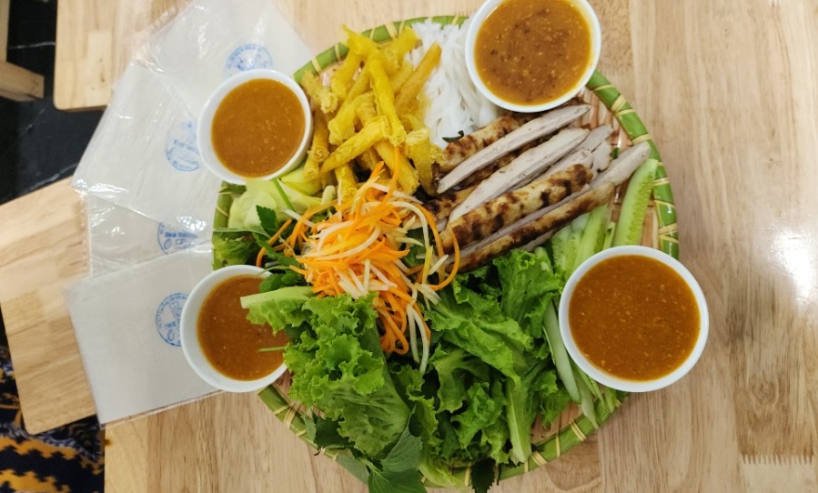 Nem Nướng Nha Trang - O Liên - Cầu Bươu