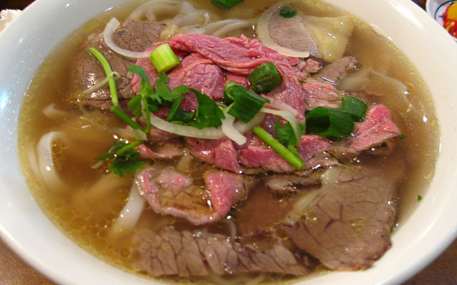 Phở Thành Phố Ba Lân