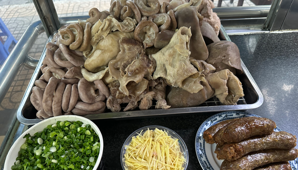 Quán Cháo Lòng & Hủ Tiếu Mỹ Tho - Phù Đổng Thiên Vương