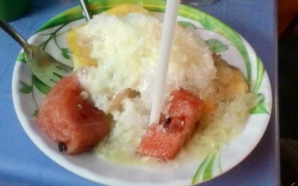 Sinh Tố Áo Trắng
