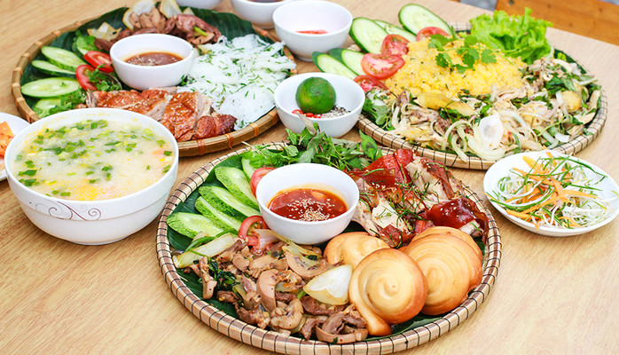Tiệm Ăn Mẫn Đạt - Trần Bình Trọng