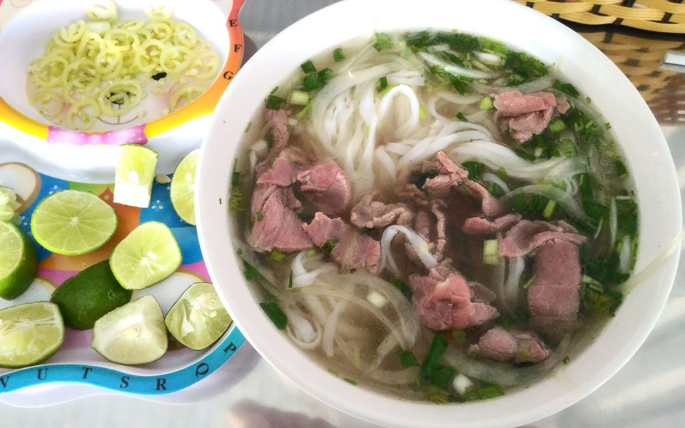 Tình - Phở, Cơm Tấm & Bún Bò Huế