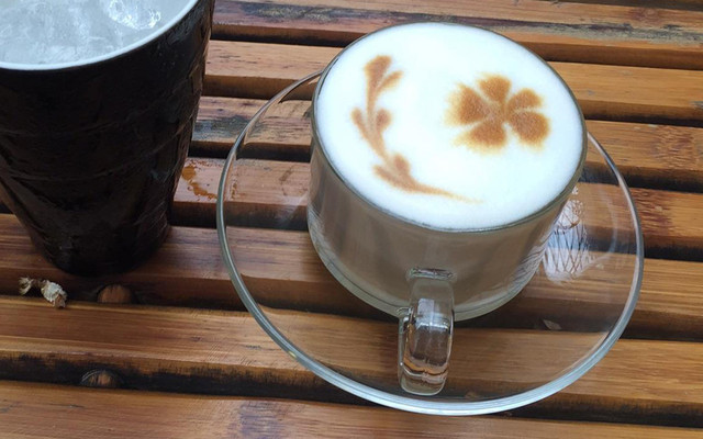Trang 2 Cafe