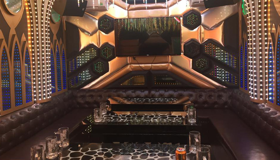 Tường Huy Karaoke