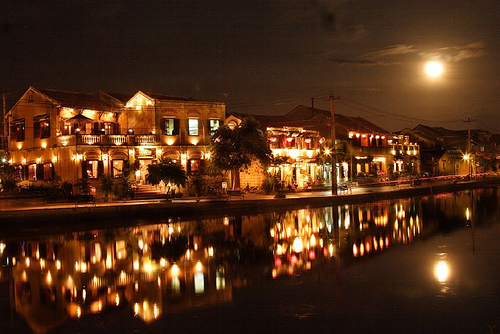 Khám phá phố cổ Hội An về đêm đẹp lung linh với Tour du lịch Đà Nẵng - Cù Lao Chàm - Bà Nà - Hội An