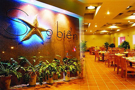 Nhà hàng hải sản Sao Biển. Địa chỉ: 16A Góc Cao Thắng và Lê Hồng Phong nối dài