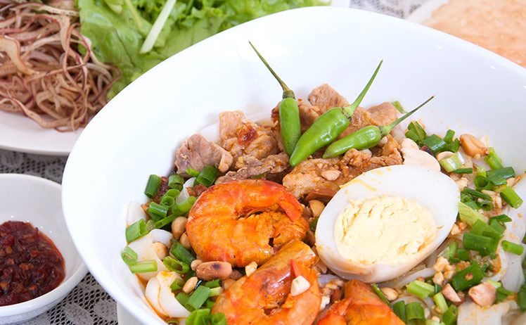 nhà hàng Mì Quảng - Bún Bò Quê Tôi hút hồn thực khách bởi hương vị nguyên bản của mì Quảng, bún bò.