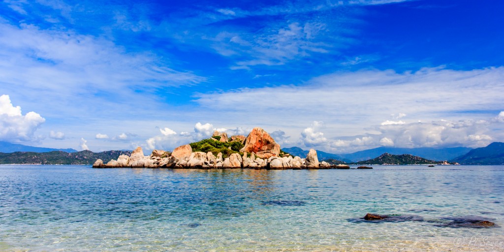 Đến hòn đảo tôm hùm nổi tiếng trong tour du lịch Nha Trang - đảo Bình Ba - đảo Khỉ - Vinpearl Land