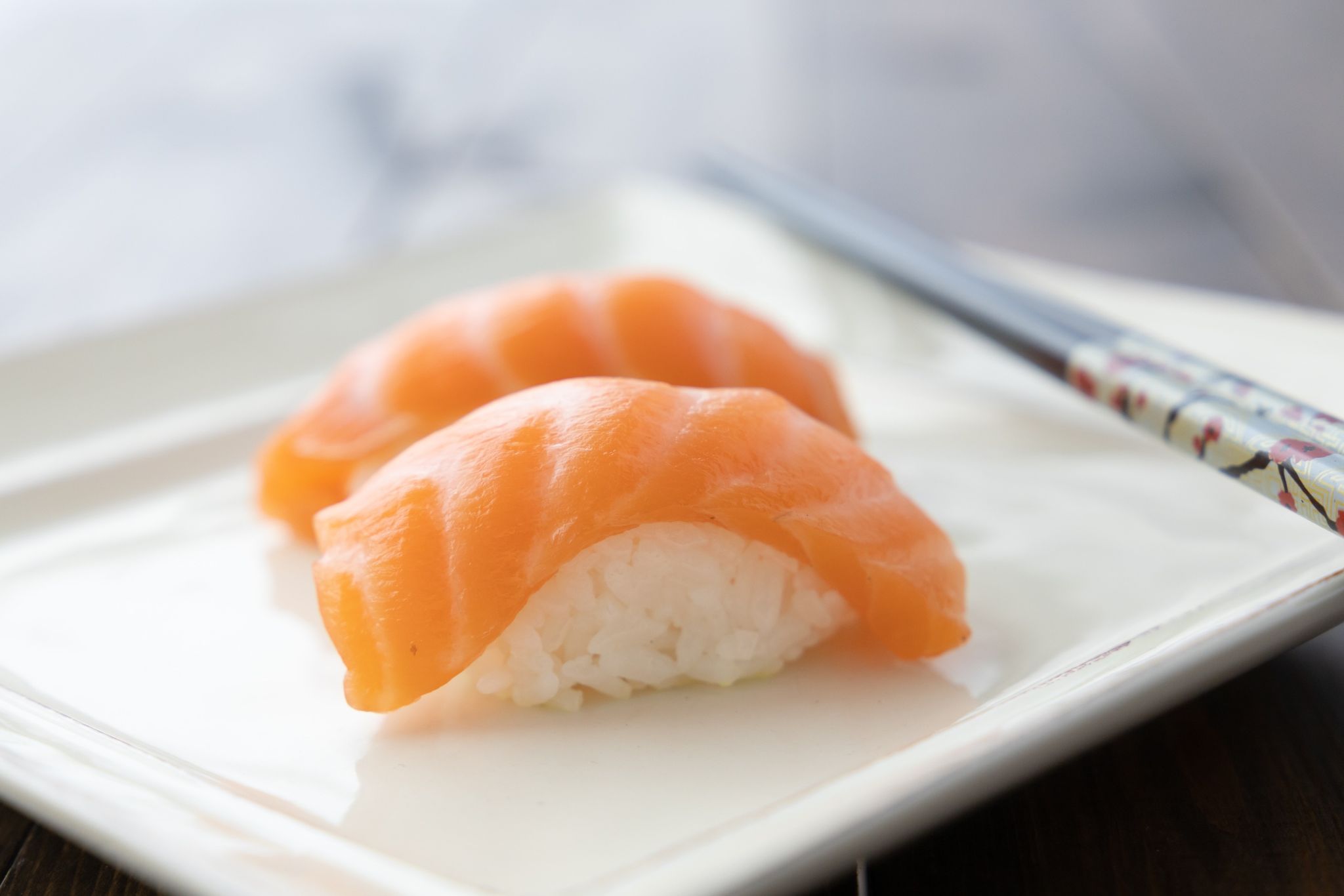 Sushi cá hồi có nguồn gốc từ đâu? Du lịch  