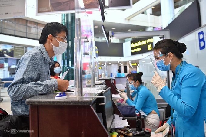 Việt Nam khôi phục miễn thị thực với 13 nước Du lịch  