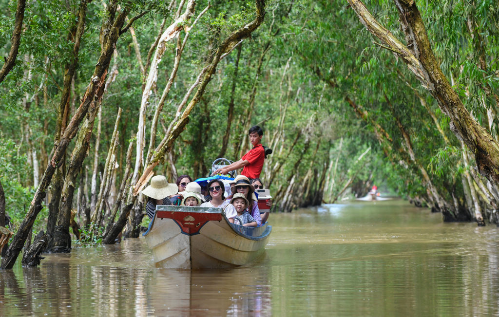 Báo Tây khuyên du khách đến đồng bằng sông Cửu Long , bao tay khuyen du khach den dong bang song cuu long