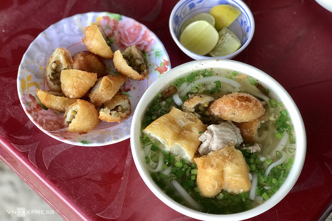 4 món ăn Việt được CNN bình chọn ngon nhất thế giới , 4 mon an viet duoc cnn binh chon ngon nhat the gioi