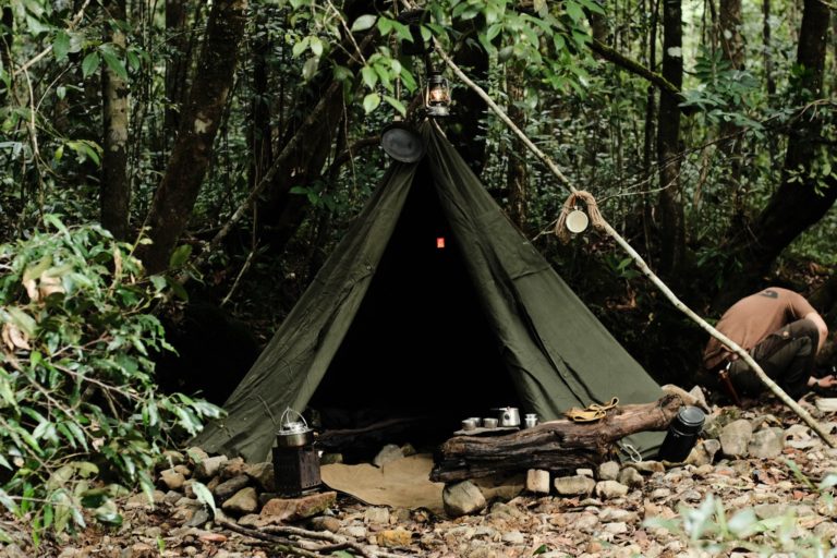 Cắm trại kiểu hoang dã