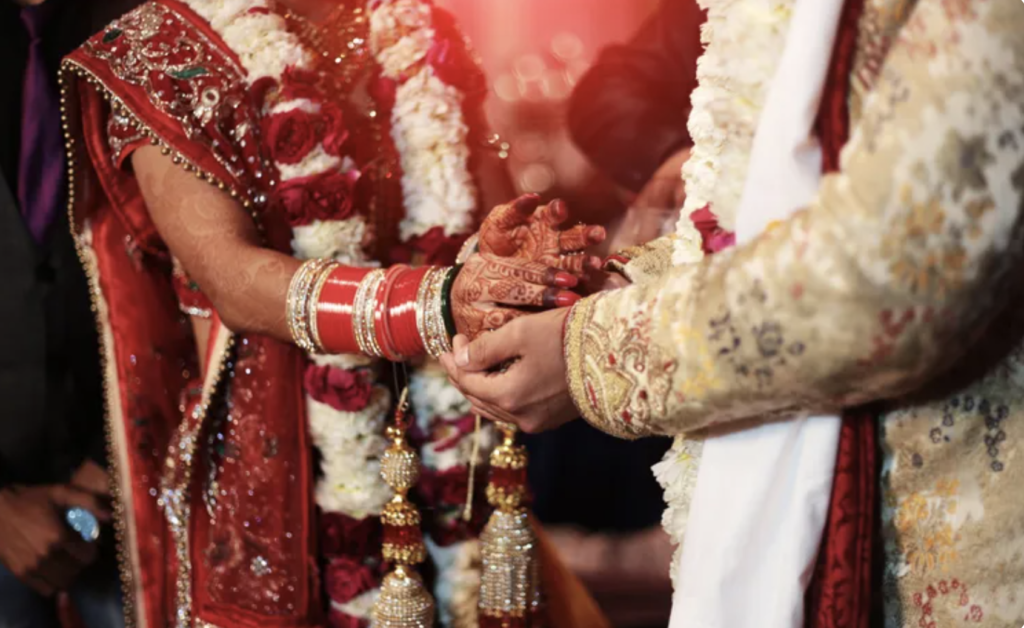Hai chị em chọn nhầm chồng trong ngày cưới , hai chi em chon nham chong trong ngay cuoi