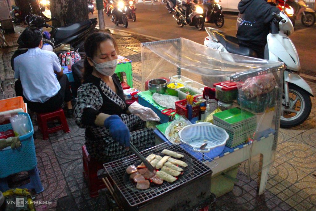 Hàng ăn vặt vỉa hè chuẩn vị Phan Thiết tại Sài Gòn , hang an vat via he chuan vi phan thiet tai sai gon