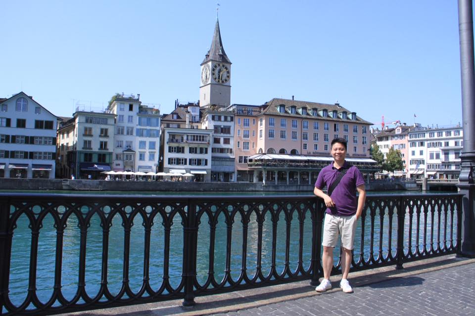 Người Việt ở Paris chỉ cách thuê khách sạn an toàn Du lịch  