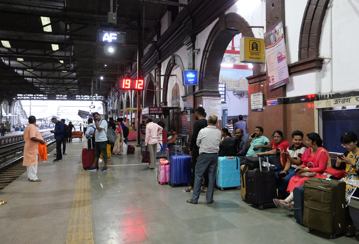 Bất ngờ khi trải nghiệm tàu hỏa ở Ấn Độ Du lịch  