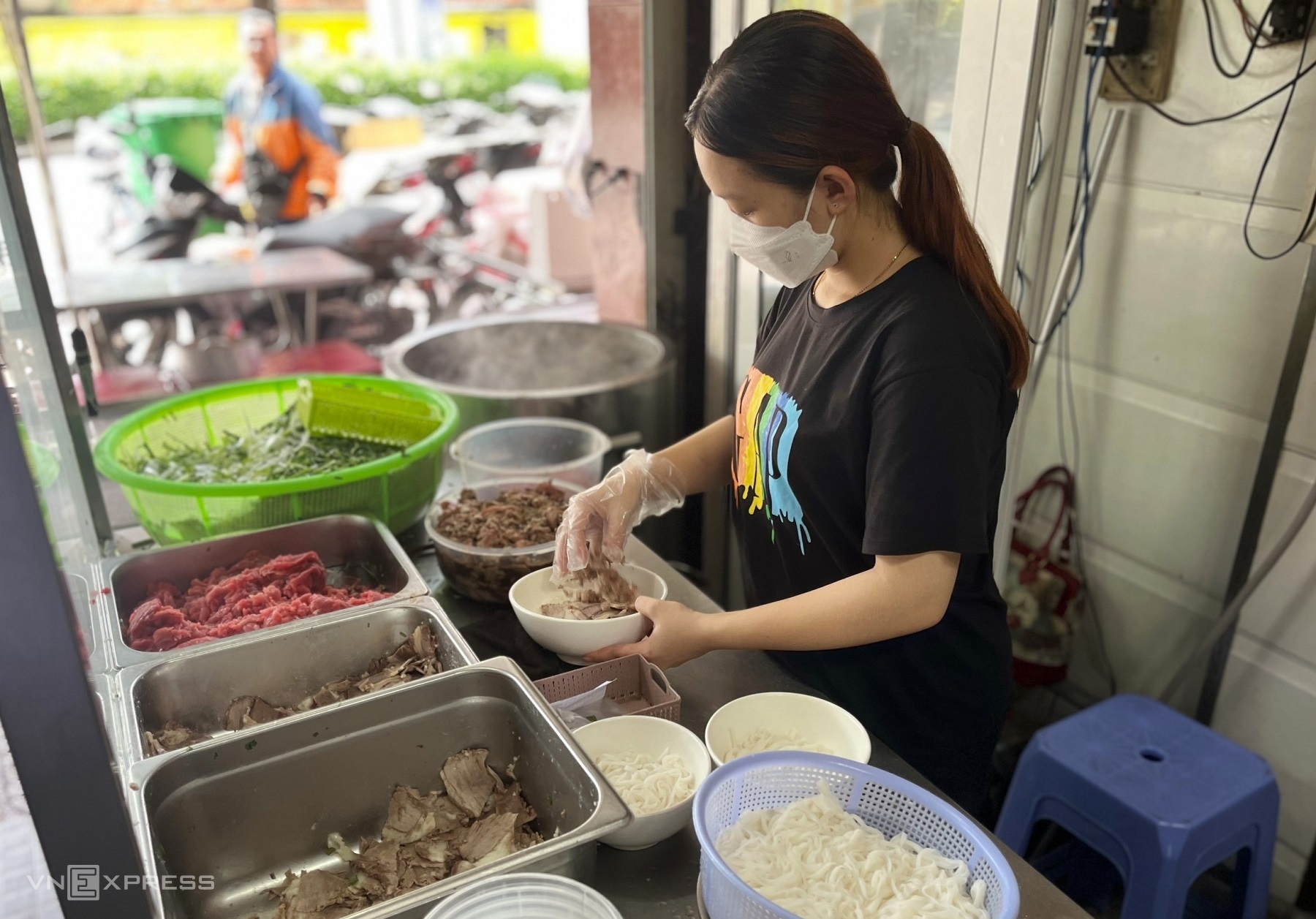 Quán phở hơn 20 năm không rau, giá ở Sài Gòn Du lịch  