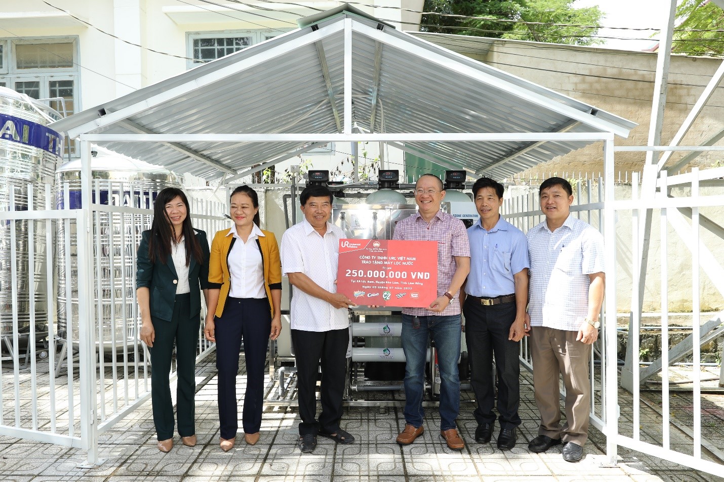 URC Việt Nam tặng hệ thống lọc nước cho người dân vùng trồng trà Thông tin  