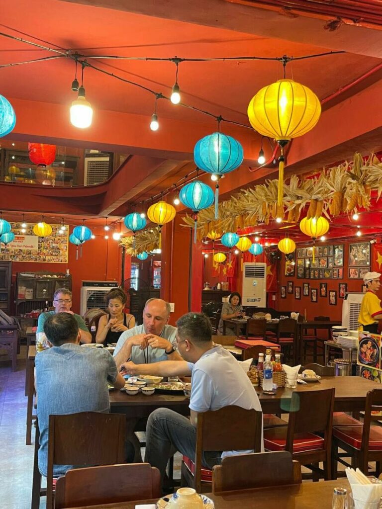 Top 5 nhà hàng quận 1 có phòng riêng ăn ngon và sang trọng nhất Ăn uống Giới thiệu Món ngon  Nhà hàng quận 1 Nhà hàng Lúa Đại Việt 